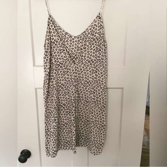 ACACIA - Picture 3 of 4